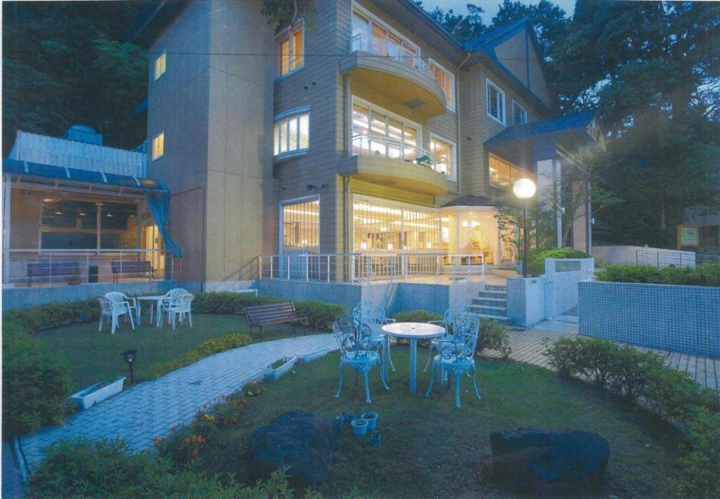 האקונה Hotel Asuka מראה חיצוני תמונה